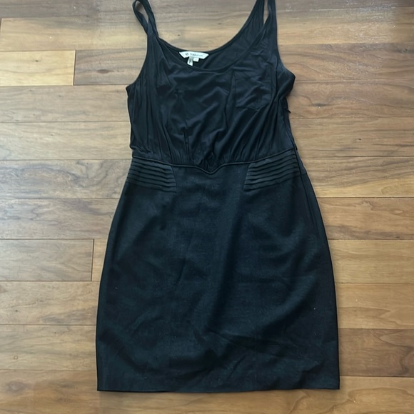 BCBG Generation Little Black Dress Size 4! - Picture 1 of 4